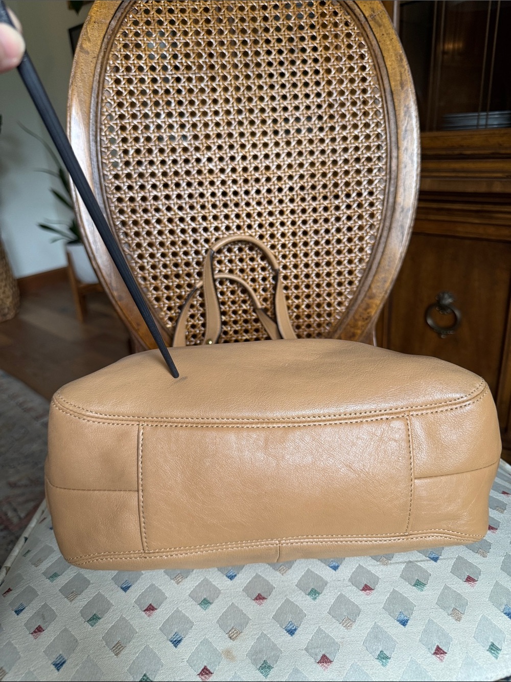 Coach Light Camel Leather Shoulder Hobo Bag with Gold Hardware - Picture 10 of 15